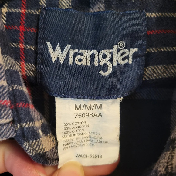 Vintage Wrangler Western Fit Long Sleeve Plaid Pearl Snap Button Flannel Shirt - Picture 5 of 6